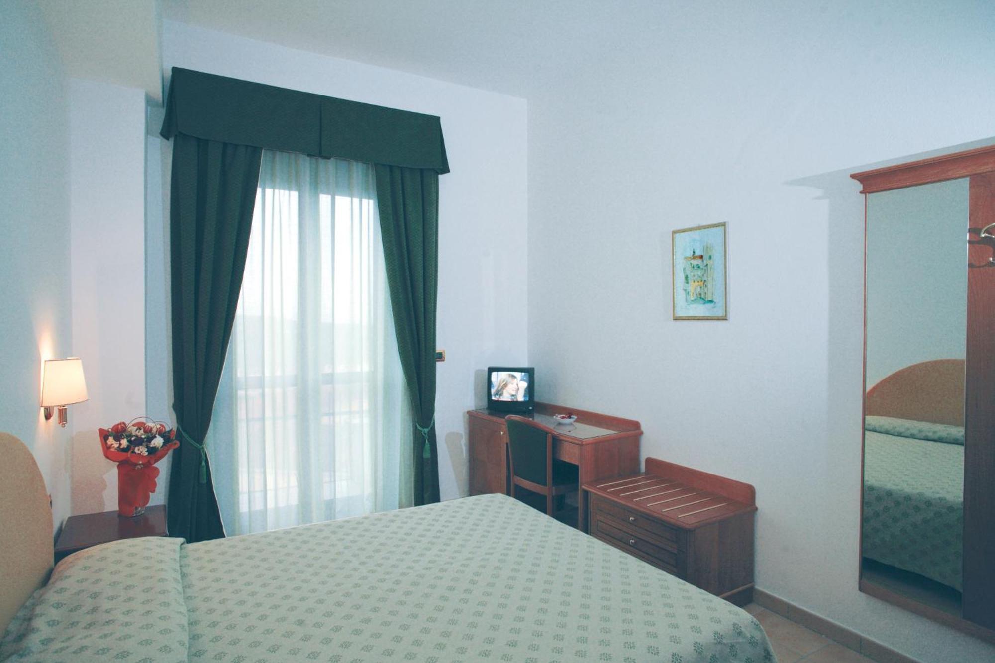 Hotel Terme Sibarite Cassano allo Ionio Buitenkant foto